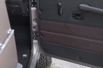 2B-069-Convertible-Mercedes-G-250-082070