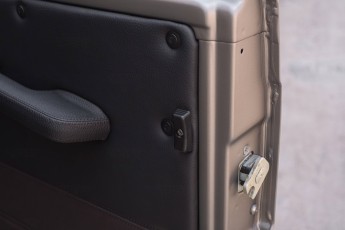 2B-070-Convertible-Mercedes-G-250-082070