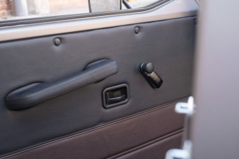 2B-082-Convertible-Mercedes-G-250-082070