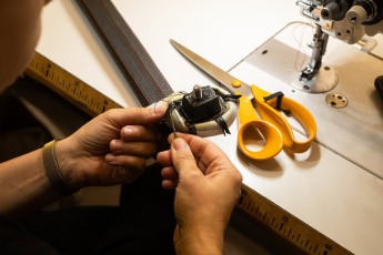 3-008-Convertible-Mercedes-G-250-081975