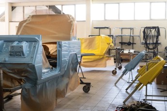 3-016-Convertible-Mercedes-G-250-081975