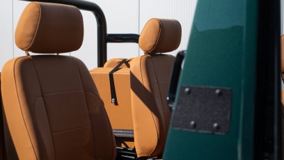 1-005-Convertible-Mercedes-G-250-068725