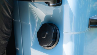 1-005-Convertible-Mercedes-G-250-081240