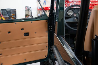 3-007-Convertible-Mercedes-G-250-068725