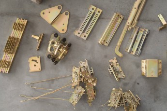 3-030-Convertible-Mercedes-G-250-081240