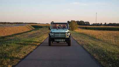 1-002-Convertible-Mercedes-G-250-076952