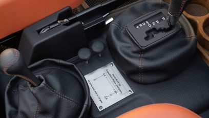 1-007-Convertible-Mercedes-G-250-076952