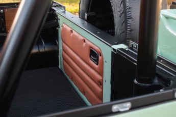 2B-072-Convertible-Mercedes-G-250-076952