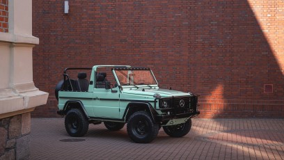 1-001-Convertible-Mercedes-250D-VerdePallido-080383