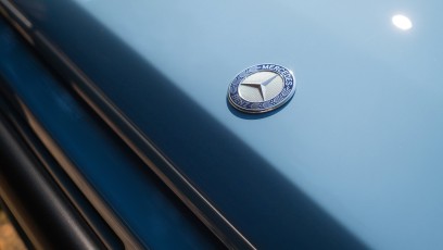 1-004-Convertible-Mercedes-GWagen-GulfBlue-079886