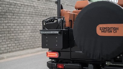 1-006-Convertible-Mercedes-250GD-ObsidianBlack-076315