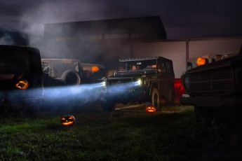 2A-002-Convertible-Mercedes-250GD-ObsidianBlack-076315