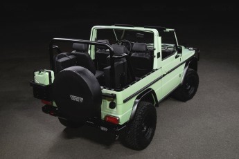 2A-003-Convertible-Mercedes-250D-VerdePallido-080383