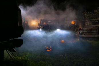 2A-003-Convertible-Mercedes-250GD-ObsidianBlack-076315