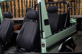 2A-009-Convertible-Mercedes-250D-VerdePallido-080383