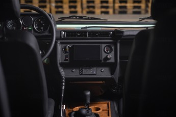 2A-011-Convertible-Mercedes-250D-VerdePallido-080383