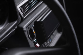 2A-013-Convertible-Mercedes-250D-VerdePallido-080383