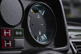 2A-018-Convertible-Mercedes-250D-VerdePallido-080383