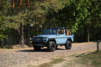 2B-007-Convertible-Mercedes-GWagen-GulfBlue-079886