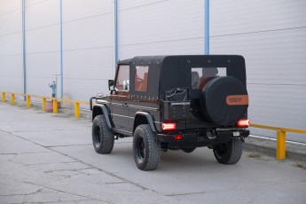 2B-008-Convertible-Mercedes-250GD-ObsidianBlack-076315