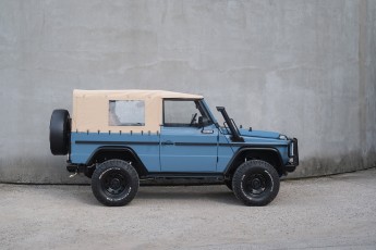 2B-015-Convertible-Mercedes-GWagen-GulfBlue-079886
