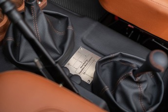 2B-035-Convertible-Mercedes-250GD-ObsidianBlack-076315