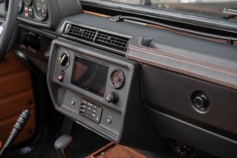 2B-036-Convertible-Mercedes-250GD-ObsidianBlack-076315