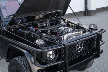 2B-039-Convertible-Mercedes-250GD-ObsidianBlack-076315