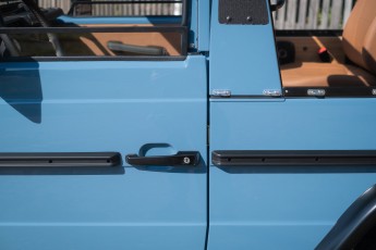 2B-044-Convertible-Mercedes-GWagen-GulfBlue-079886