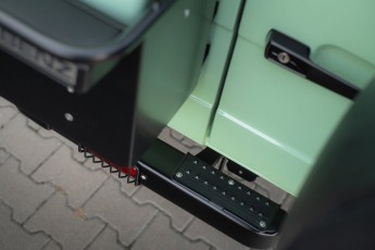 2B-046-Convertible-Mercedes-GWagen-VerdePallido-080383