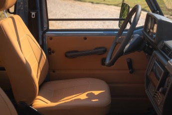 2B-049-Convertible-Mercedes-GWagen-GulfBlue-079886