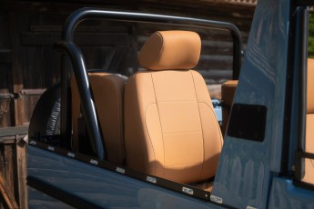 2B-067-Convertible-Mercedes-GWagen-GulfBlue-079886