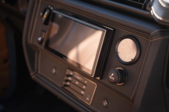 2B-071-Convertible-Mercedes-GWagen-GulfBlue-079886