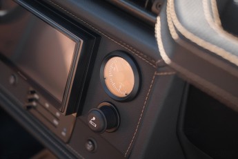 2B-073-Convertible-Mercedes-GWagen-GulfBlue-079886