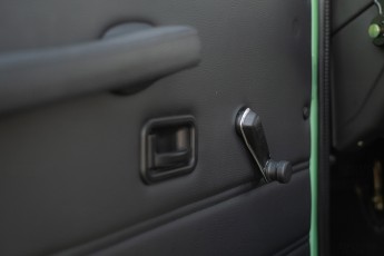 2B-073-Convertible-Mercedes-GWagen-VerdePallido-080383