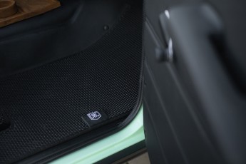 2B-074-Convertible-Mercedes-GWagen-VerdePallido-080383