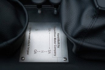 2B-084-Convertible-Mercedes-GWagen-VerdePallido-080383