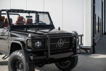 2D-005-Convertible-Mercedes-250GD-ObsidianBlack-076315