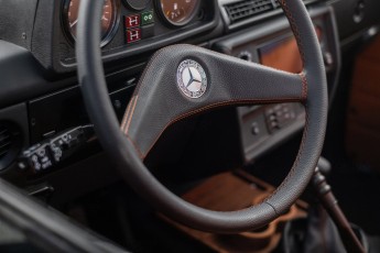 2D-008-Convertible-Mercedes-250GD-ObsidianBlack-076315