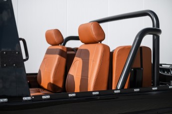 2D-011-Convertible-Mercedes-250GD-ObsidianBlack-076315