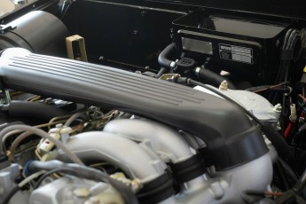 3-004-Convertible-Mercedes-250GD-ObsidianBlack-076315