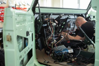 3-011-Convertible-Mercedes-GWagen-VerdePallido-080383