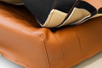 3-014-Convertible-Mercedes-250GD-ObsidianBlack-076315