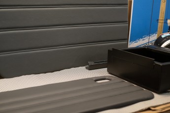 3-023-Convertible-Mercedes-GWagen-VerdePallido-080383