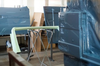 3-024-Convertible-Mercedes-GWagen-GulfBlue-079886