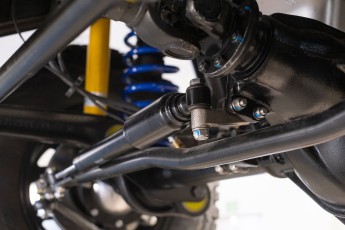 3-026-Convertible-Mercedes-250GD-ObsidianBlack-076315