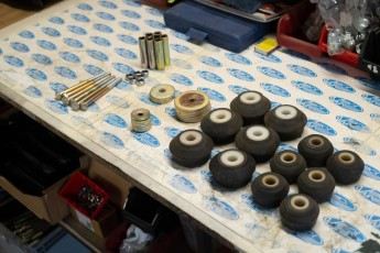 3-032-Convertible-Mercedes-250GD-ObsidianBlack-076315