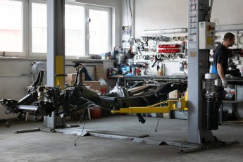 3-035-Convertible-Mercedes-250GD-ObsidianBlack-076315