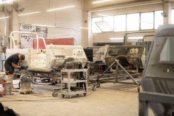 3-046-Convertible-Mercedes-GWagen-GulfBlue-079886