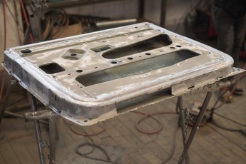 3-057-Convertible-Mercedes-GWagen-VerdePallido-080383